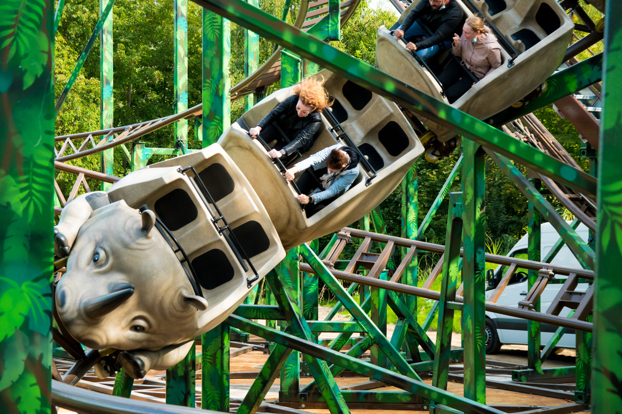 rhino-coaster_7
